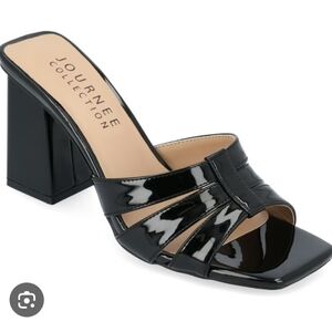 Journee Collection ELLINGTON Black Patent Mules